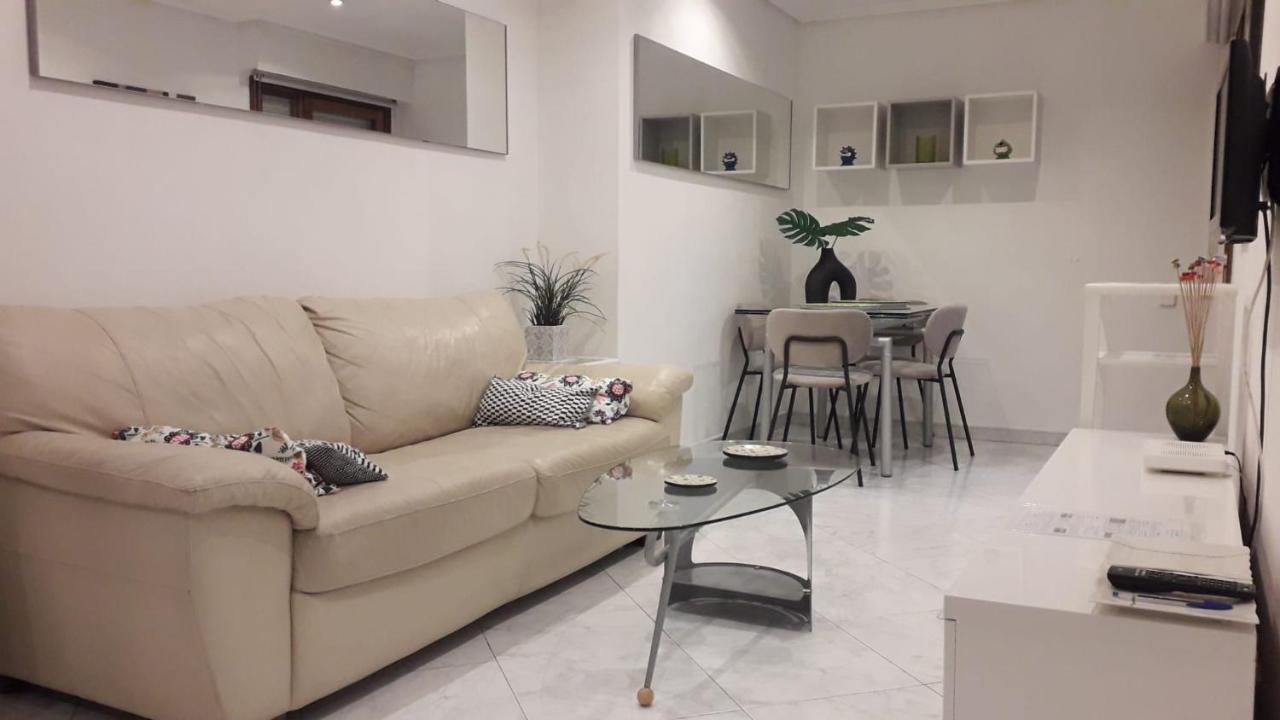 Apartamento Junto Al Santiago Bernabeu Con Piscina Appartement Madrid Buitenkant foto