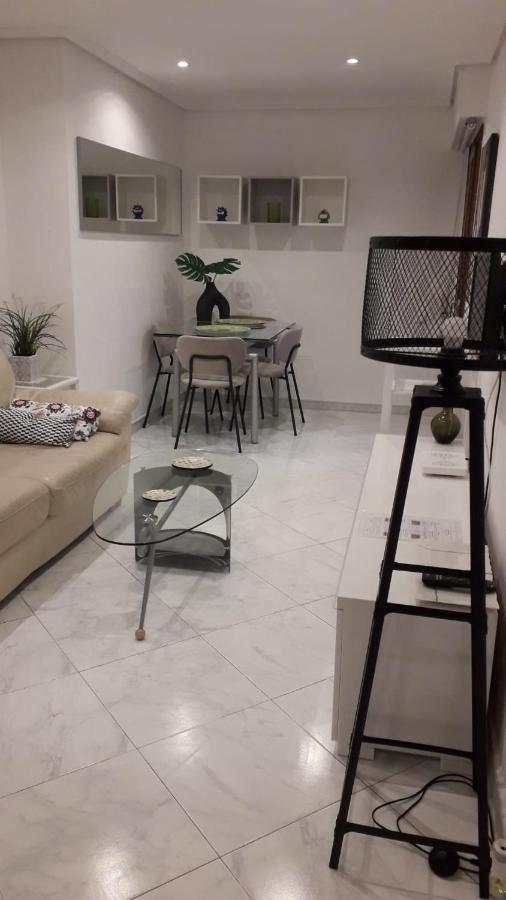 Apartamento Junto Al Santiago Bernabeu Con Piscina Appartement Madrid Buitenkant foto