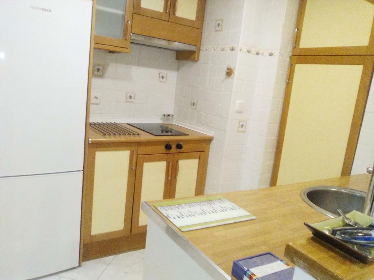 Apartamento Junto Al Santiago Bernabeu Con Piscina Appartement Madrid Buitenkant foto
